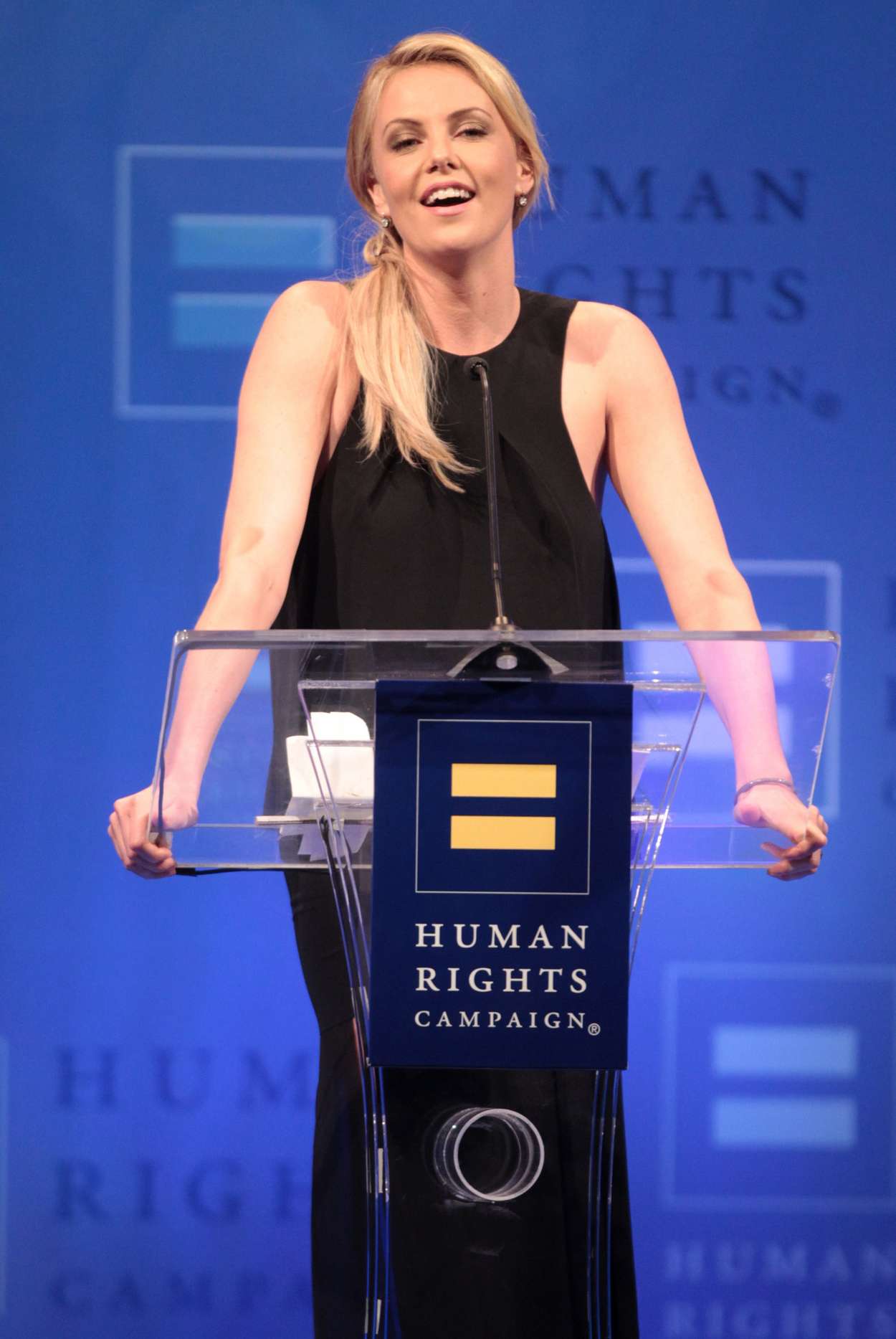 Charlize Theron - 2012 The Human Rights Campaign HRC Gala In LA